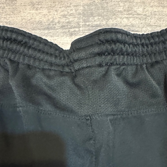 Nike Vintage Men's Black Soccer Shorts with White Trim. Large - Picture 6 of 6